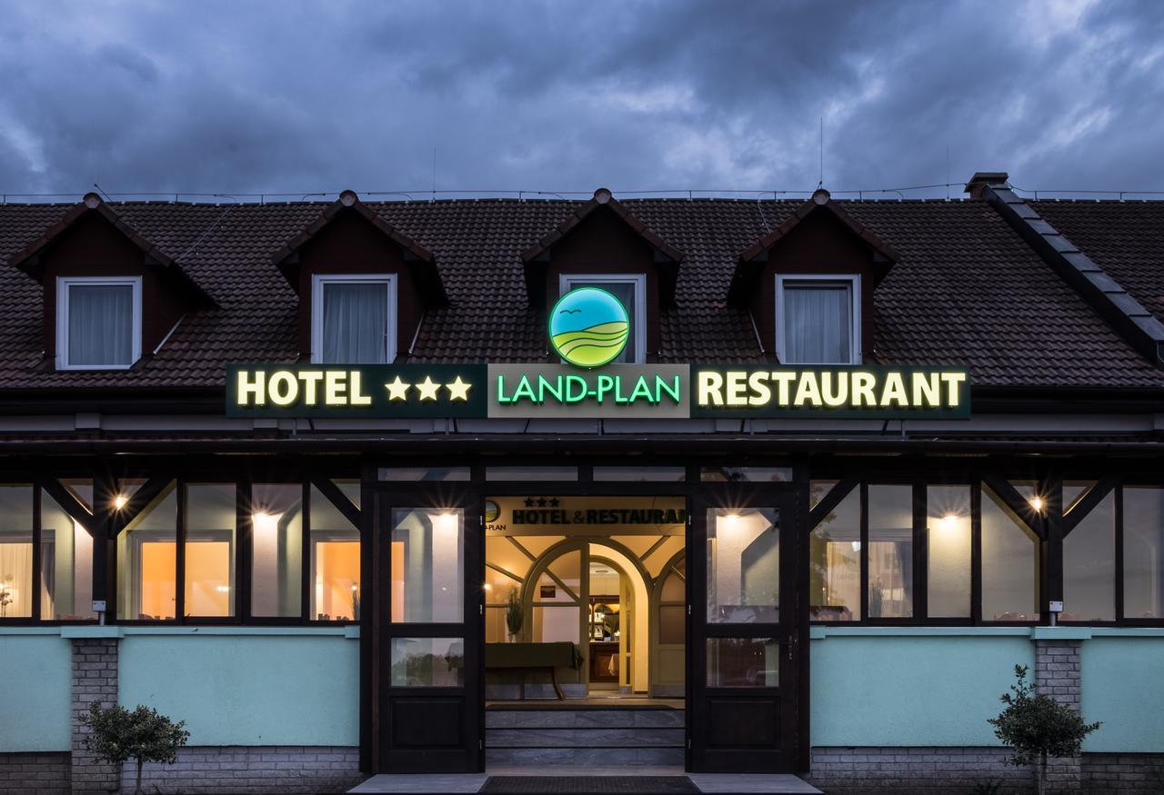 Land-Plan Hotel Toltestava Exterior foto